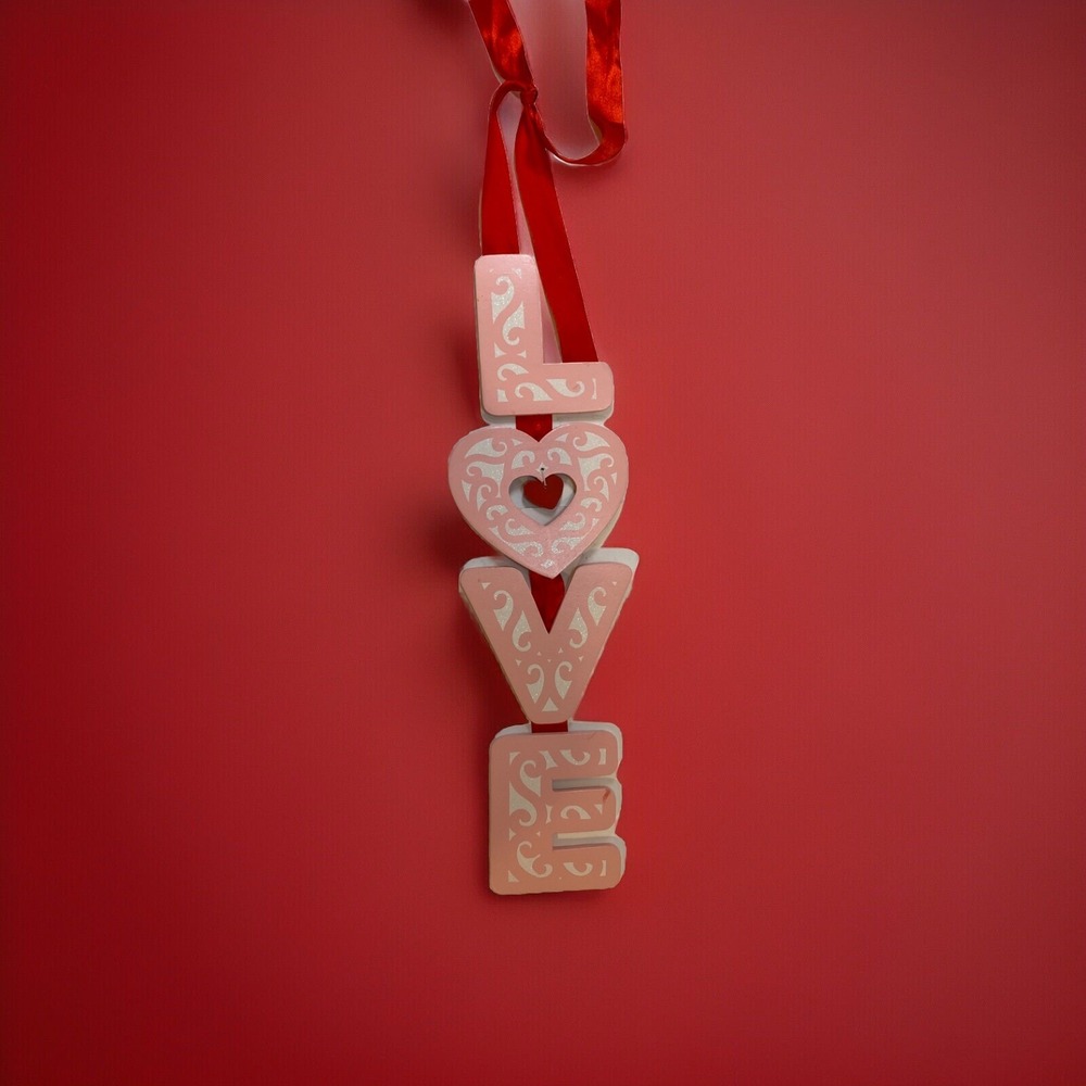 Valentines Day Door/Wall Decor,‎ Heart Shaped Love Wooden Hanging Sign